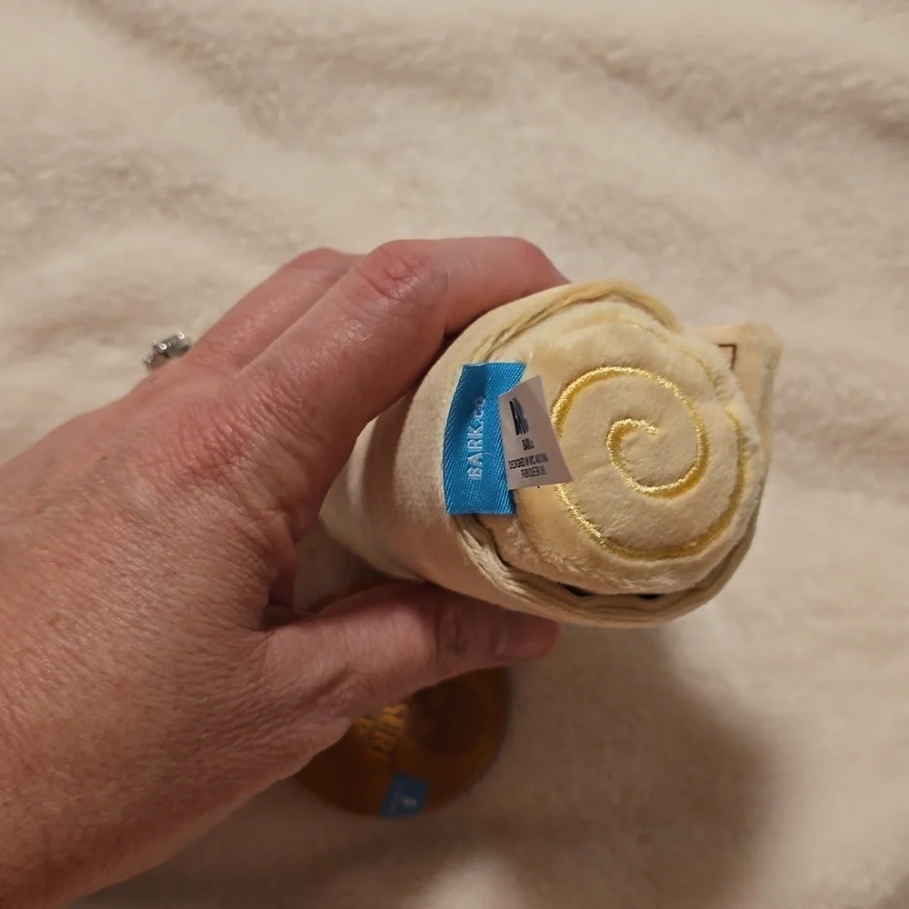 BARK DOG TOY‎ NWT TREASURE WRAP